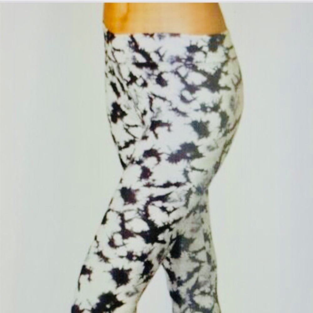 Black & White Marbled Leggings L/XL
